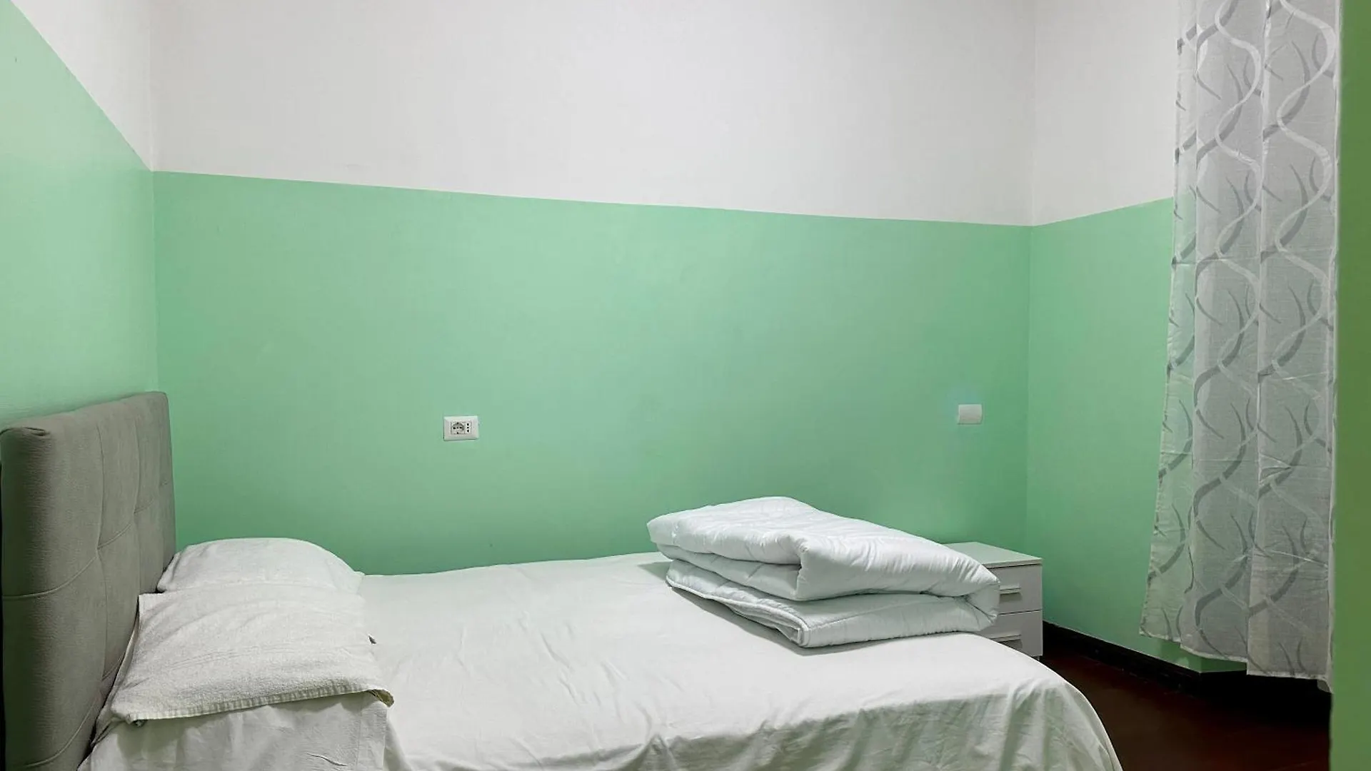 Bellaroma Astrea Apartment 0*, Rome