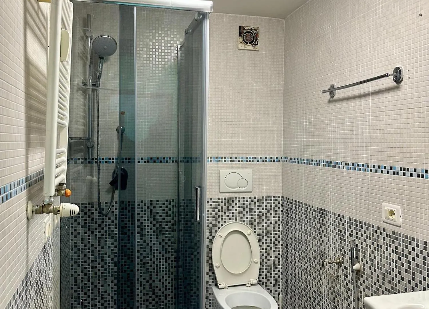 Bellaroma Astrea Apartment 0*, Rome